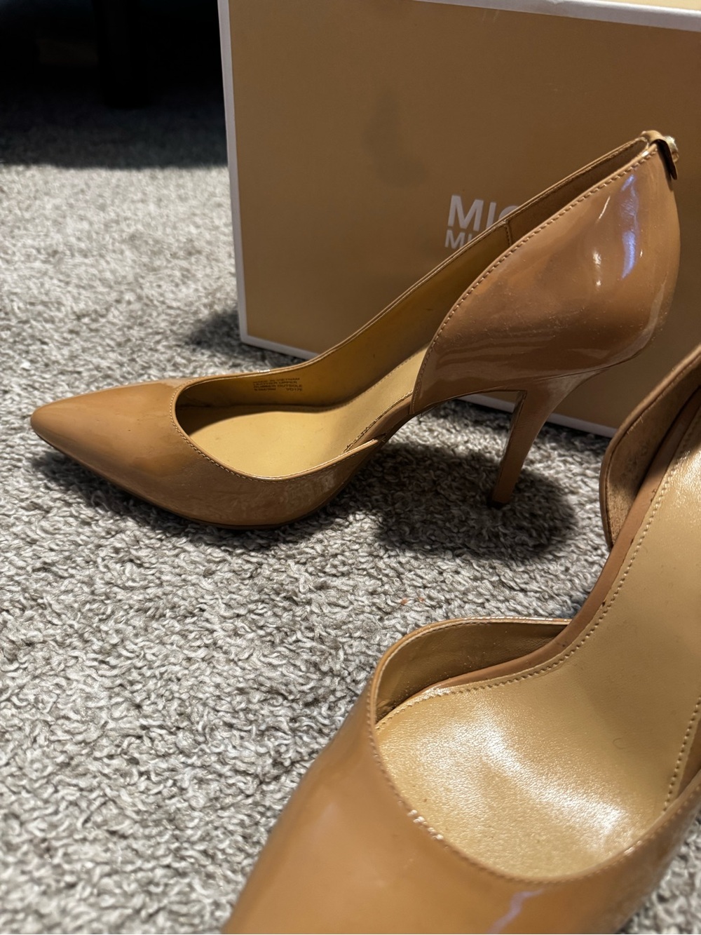 Michael Kors Nude Patent Pointed-Toe Stiletto Pump - Picture 4 of 6